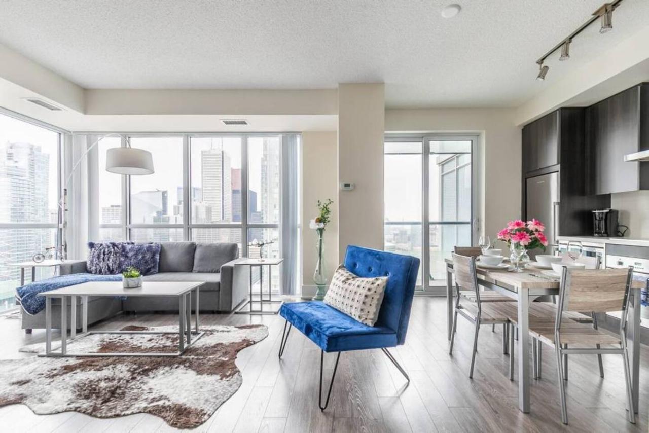 Stunning Views Of Downtown - Luxury High Rise With King Bed! Toronto Exterior photo