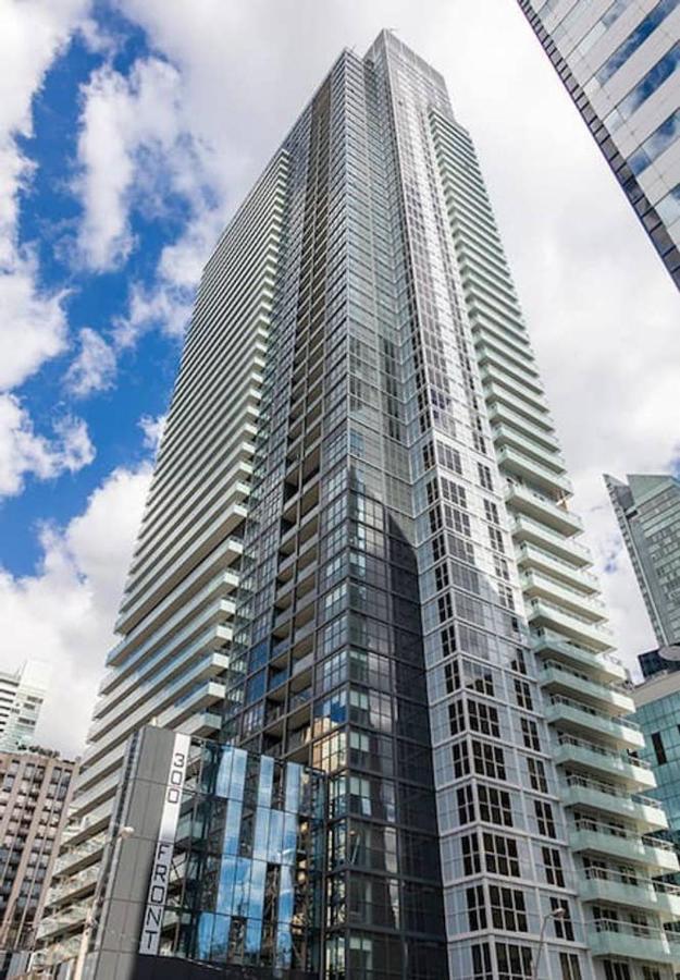 Stunning Views Of Downtown - Luxury High Rise With King Bed! Toronto Exterior photo